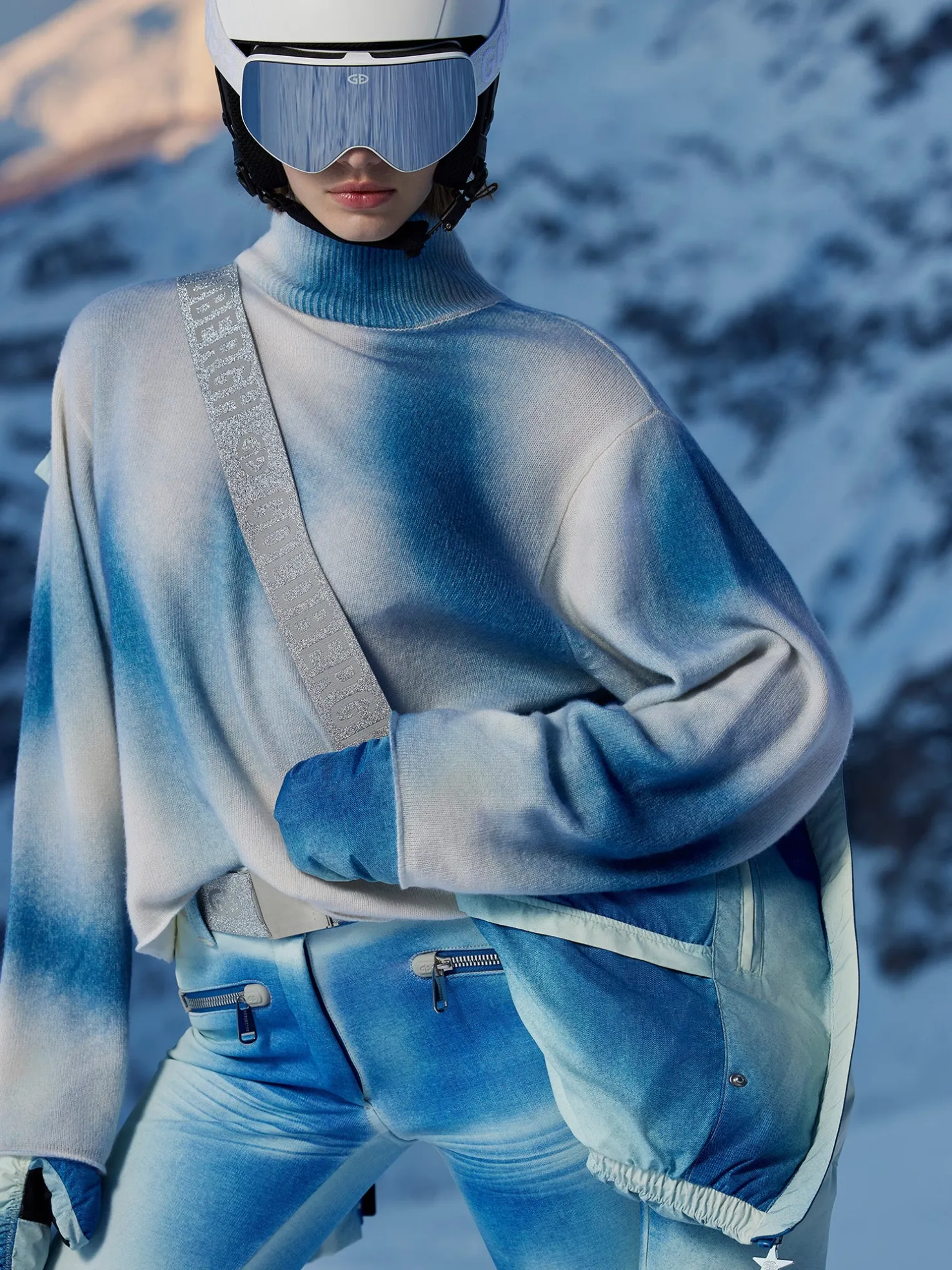 MOUNA Long Sleeve Knit Sweater