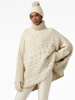 TWIST Oversize Knit Sweater